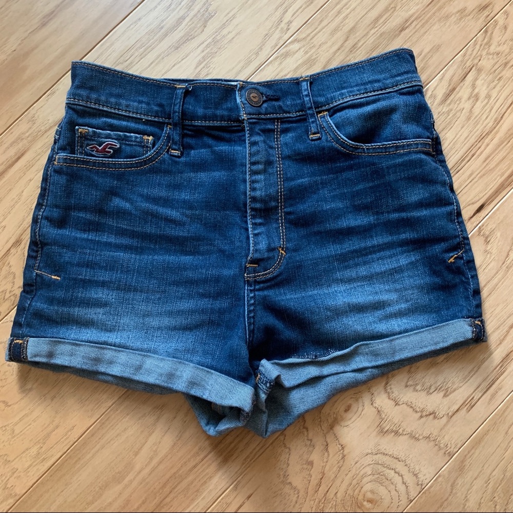 Natural high rise Jean Shorts - Picture 1 of 4